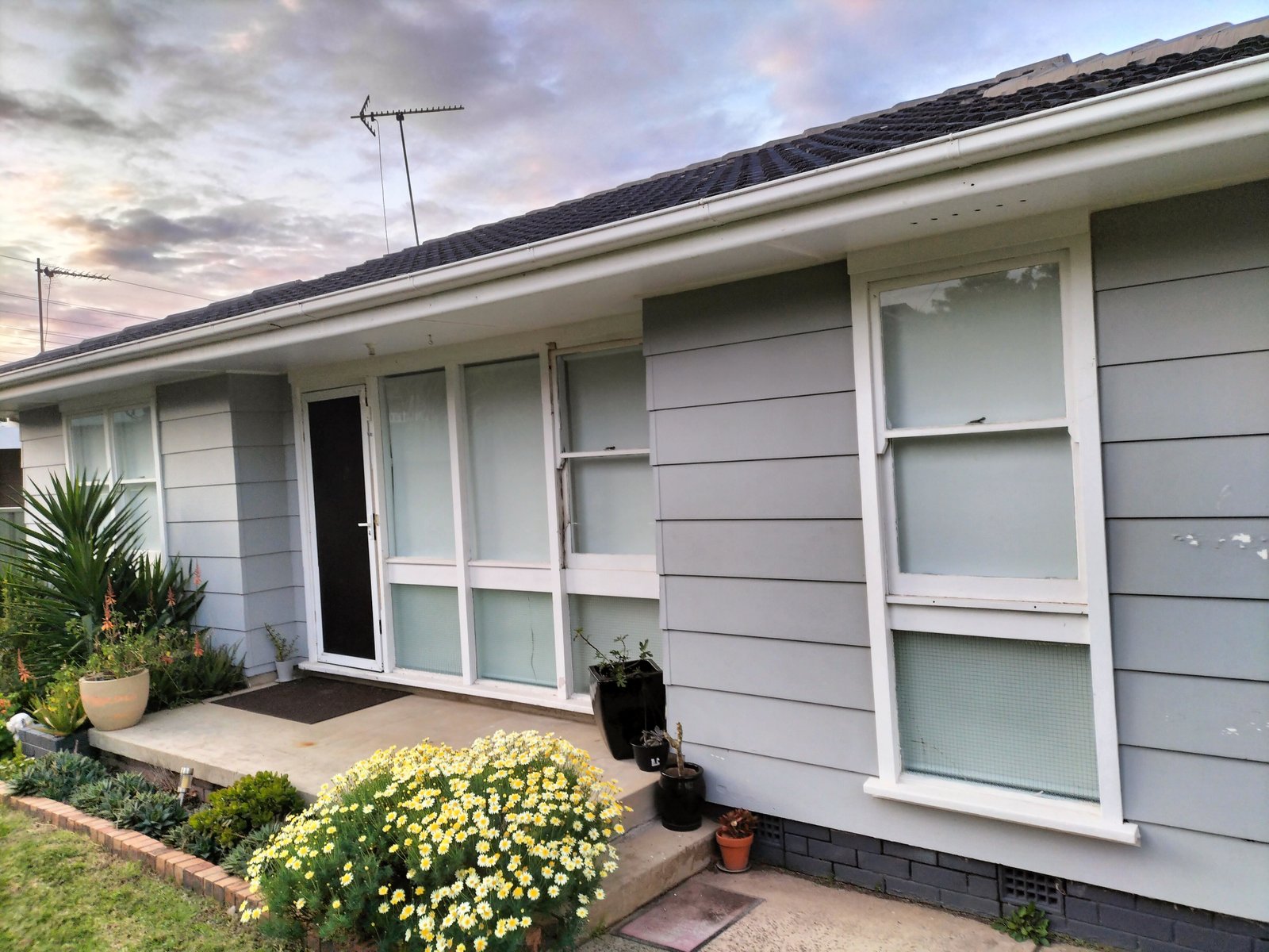 1 Goondah Ave  KOONAWARRA 1