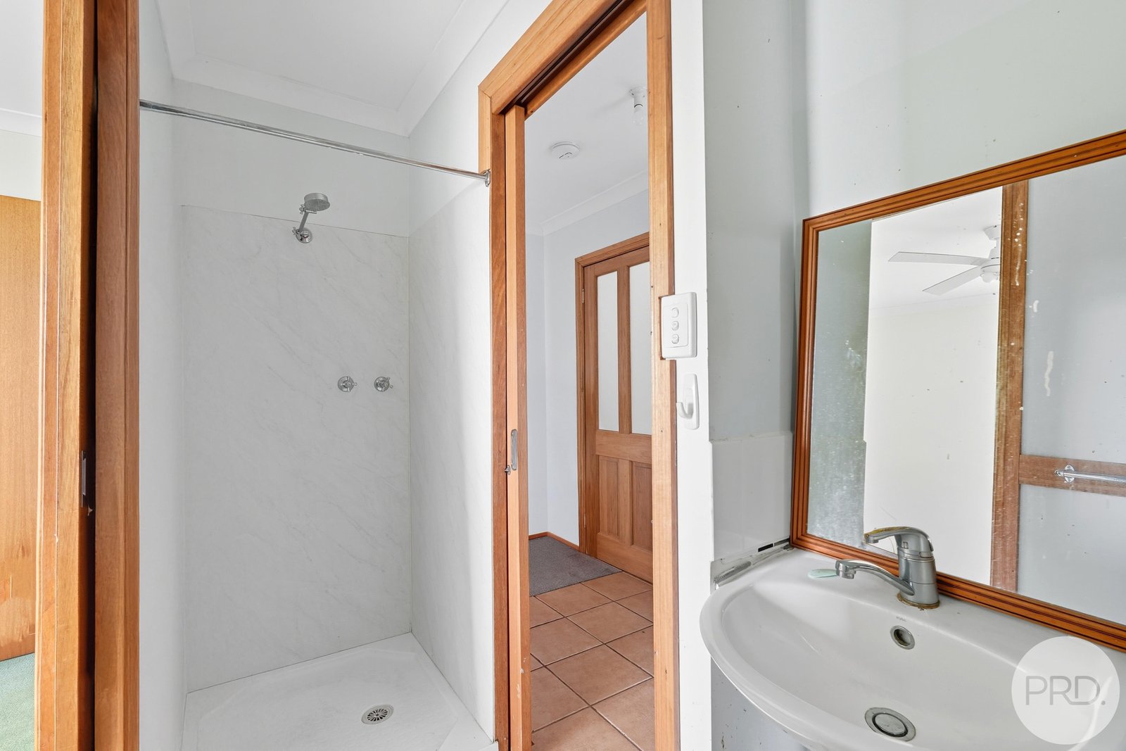 1 Grangefield Court CLARENDON VALE 11