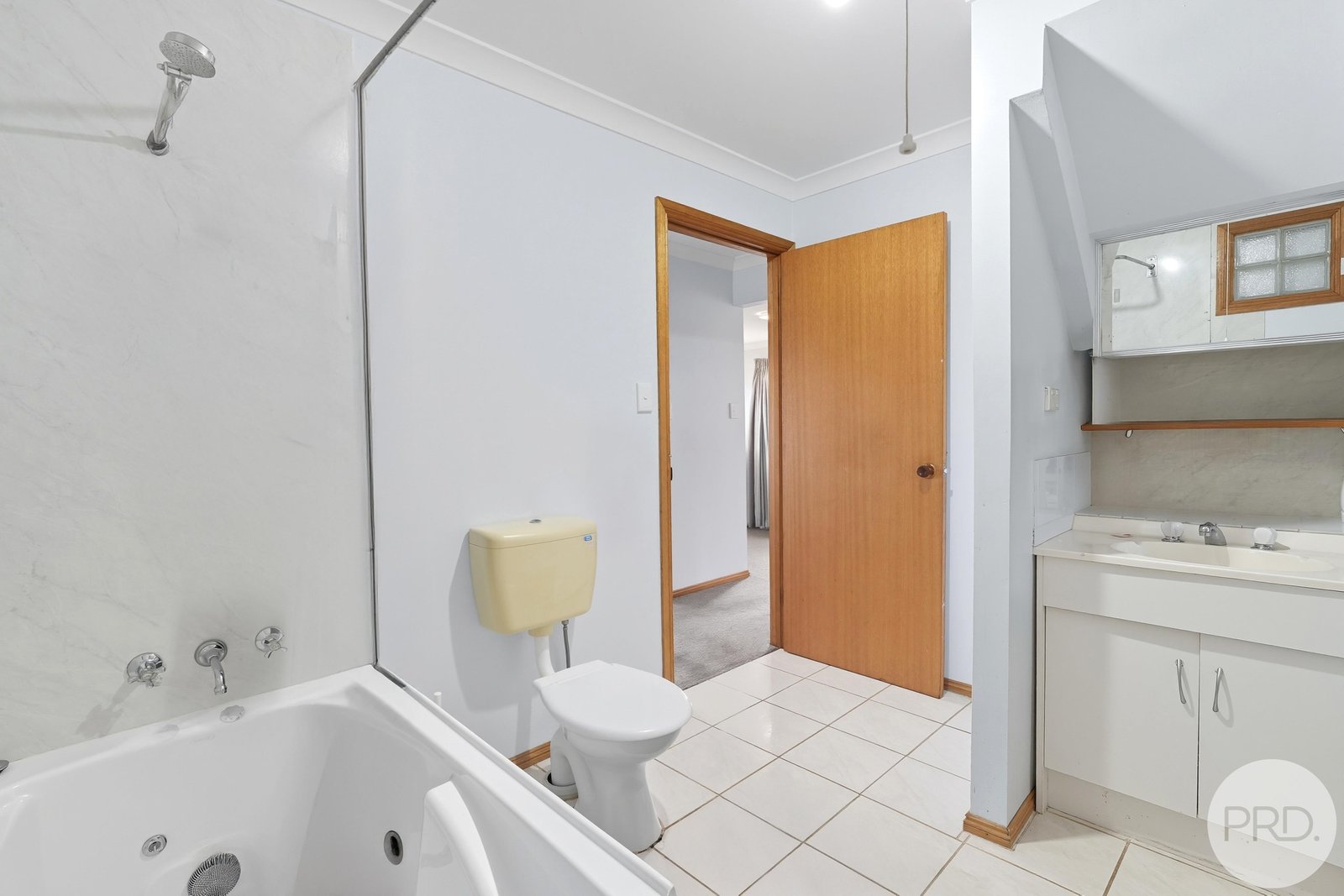 1 Grangefield Court CLARENDON VALE 12