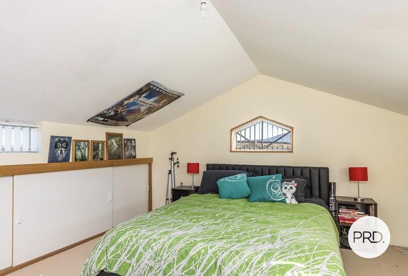 1 Grangefield Court CLARENDON VALE 8