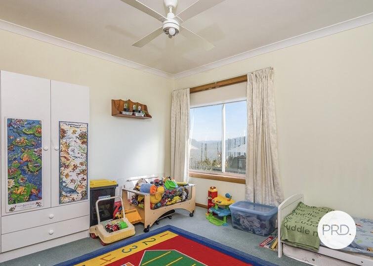 1 Grangefield Court CLARENDON VALE 10