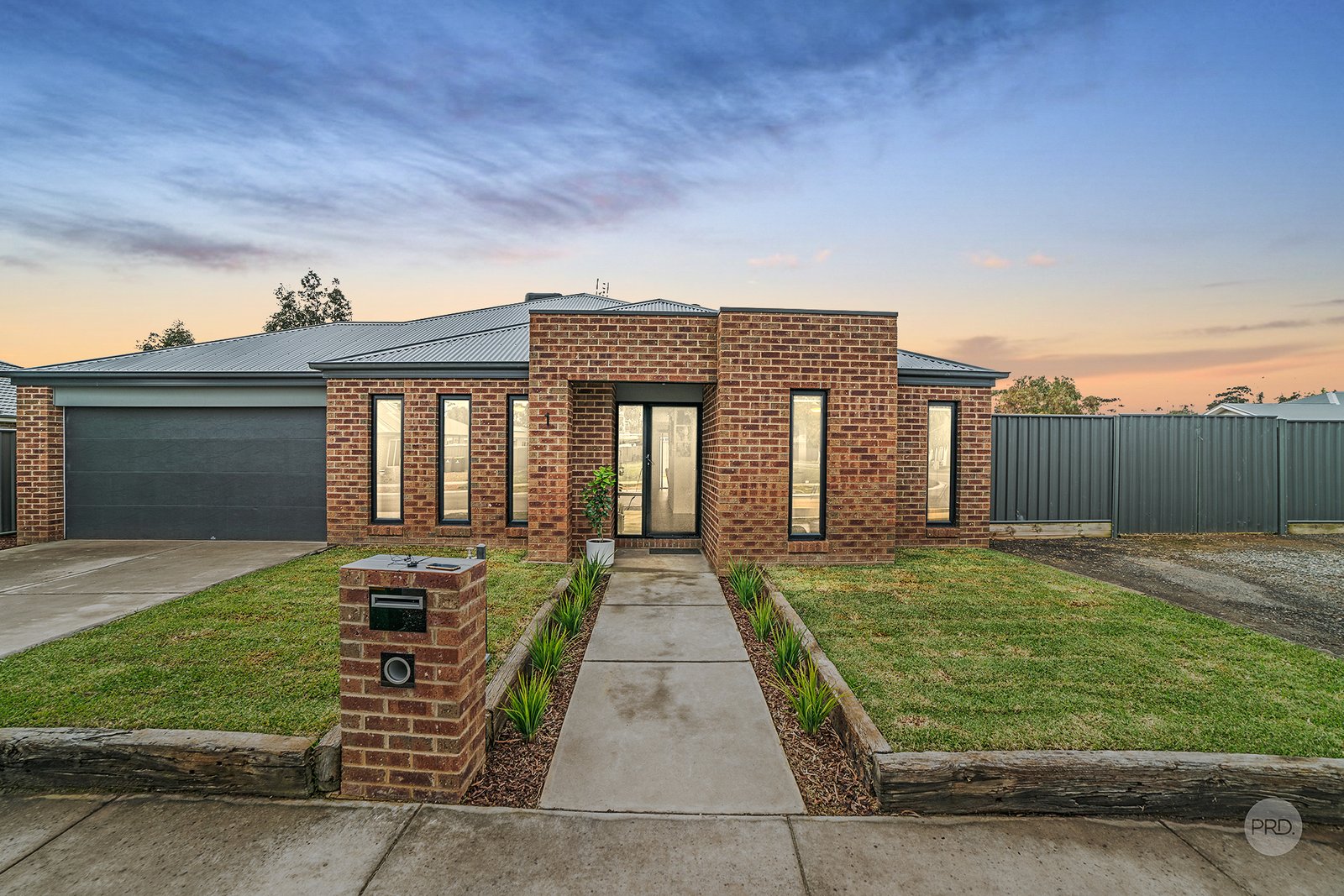 1 Grayton Street MARONG 1