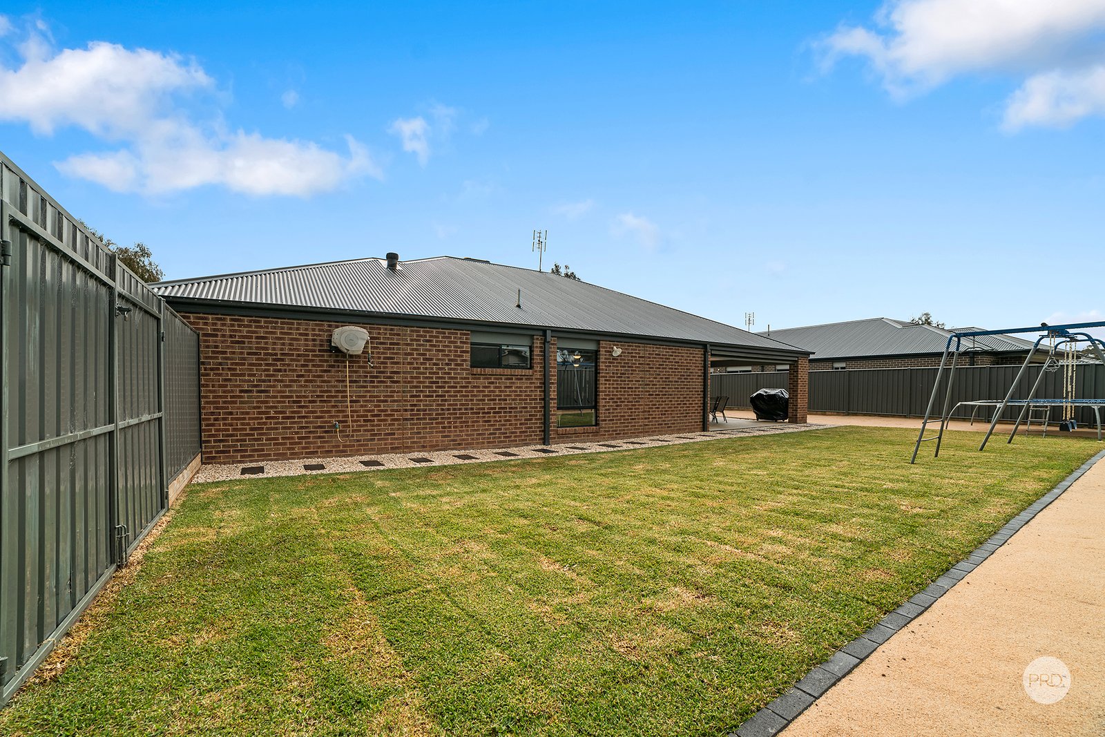 1 Grayton Street MARONG 18