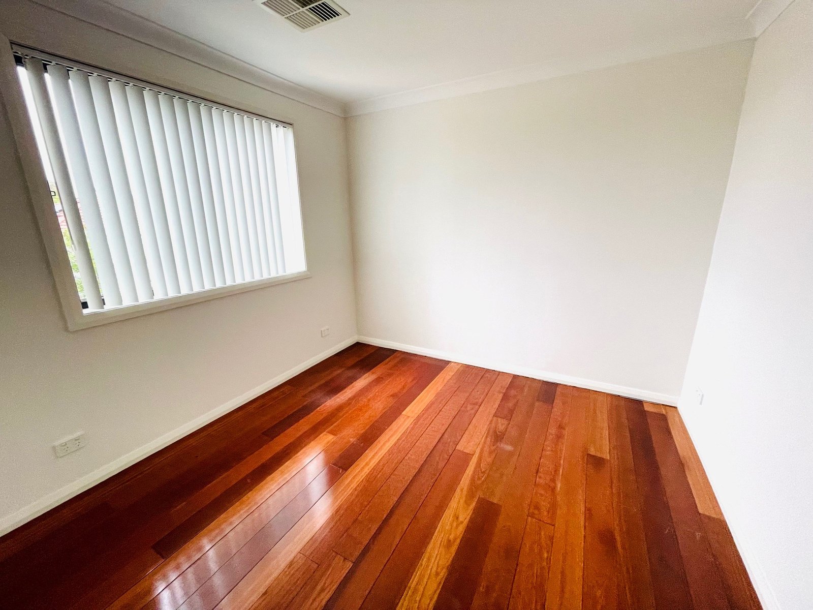 1 Green Lane KOGARAH 7