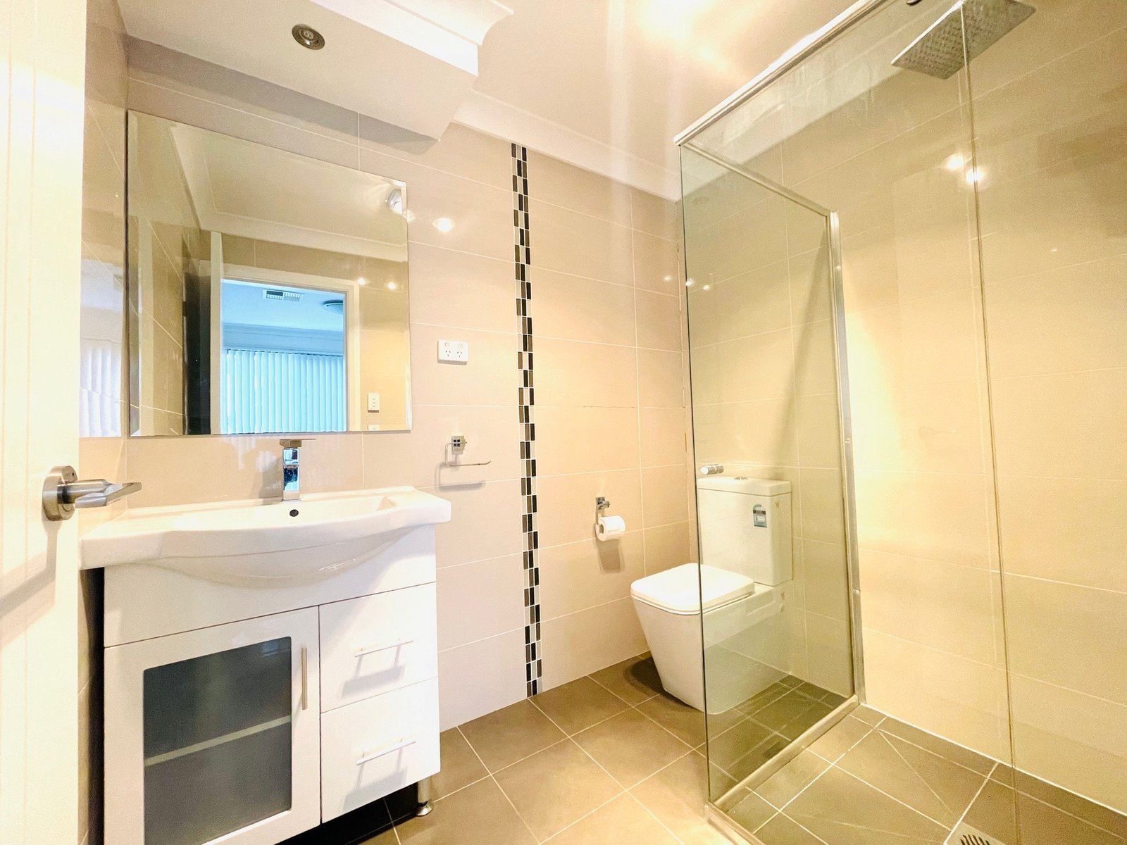 1 Green Lane KOGARAH 8