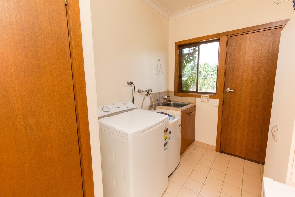1 Grelis Court RED CLIFFS 10