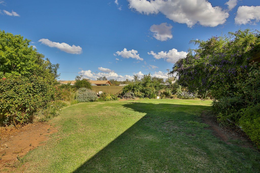 1 Grelis Court RED CLIFFS 11