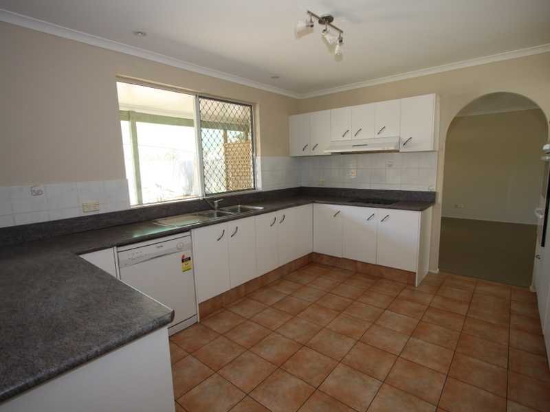 1 Grimsdyke Court MOLENDINAR 5