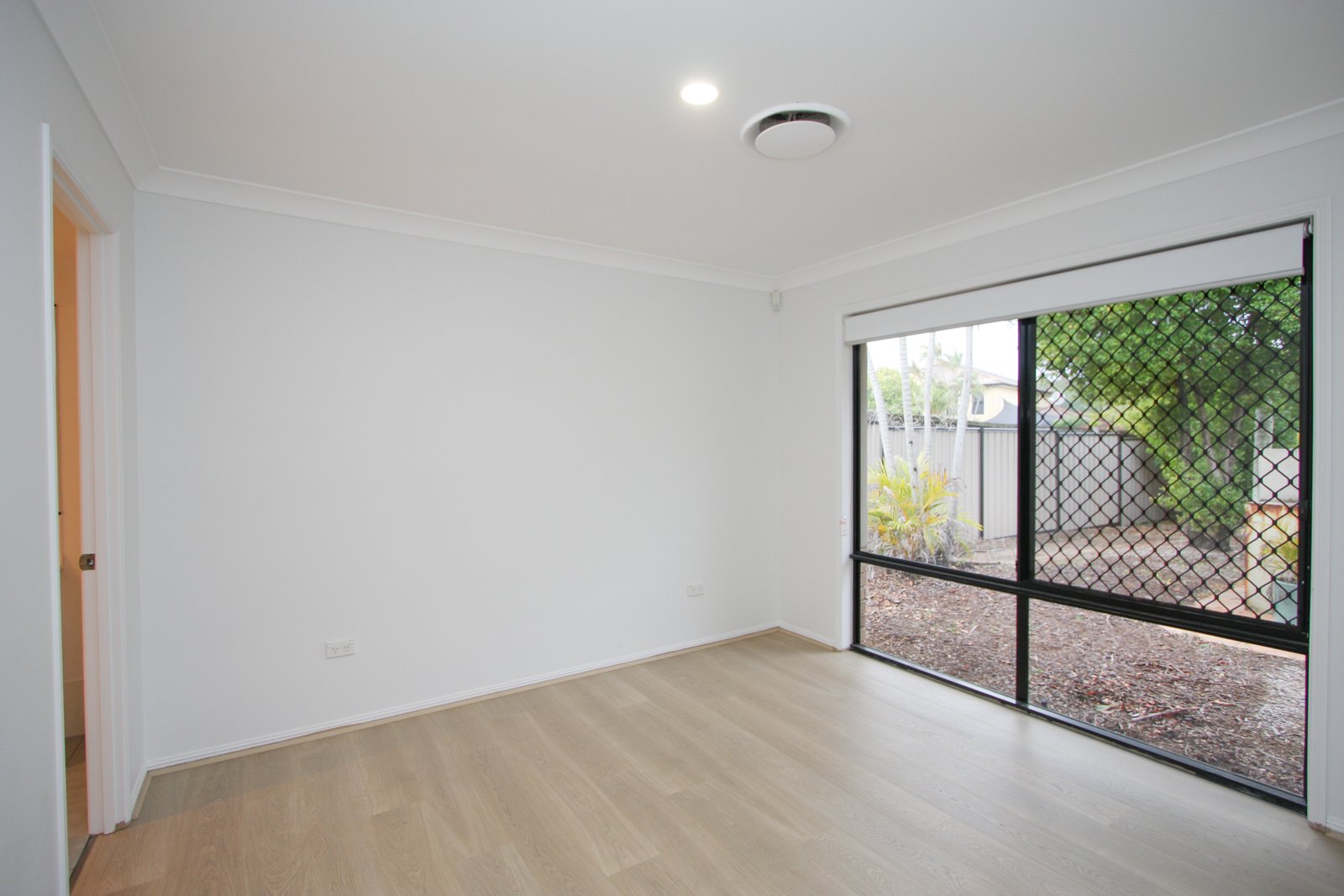 1 Gumleaf Drive MOLENDINAR 7