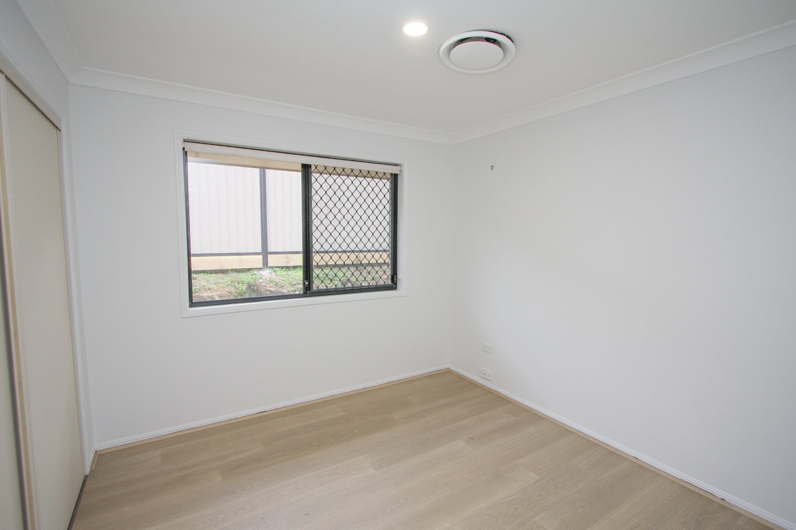 1 Gumleaf Drive MOLENDINAR 11