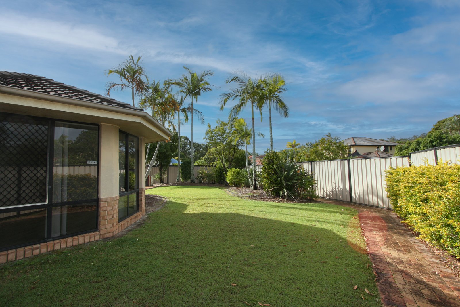 1 Gumleaf Drive MOLENDINAR 15