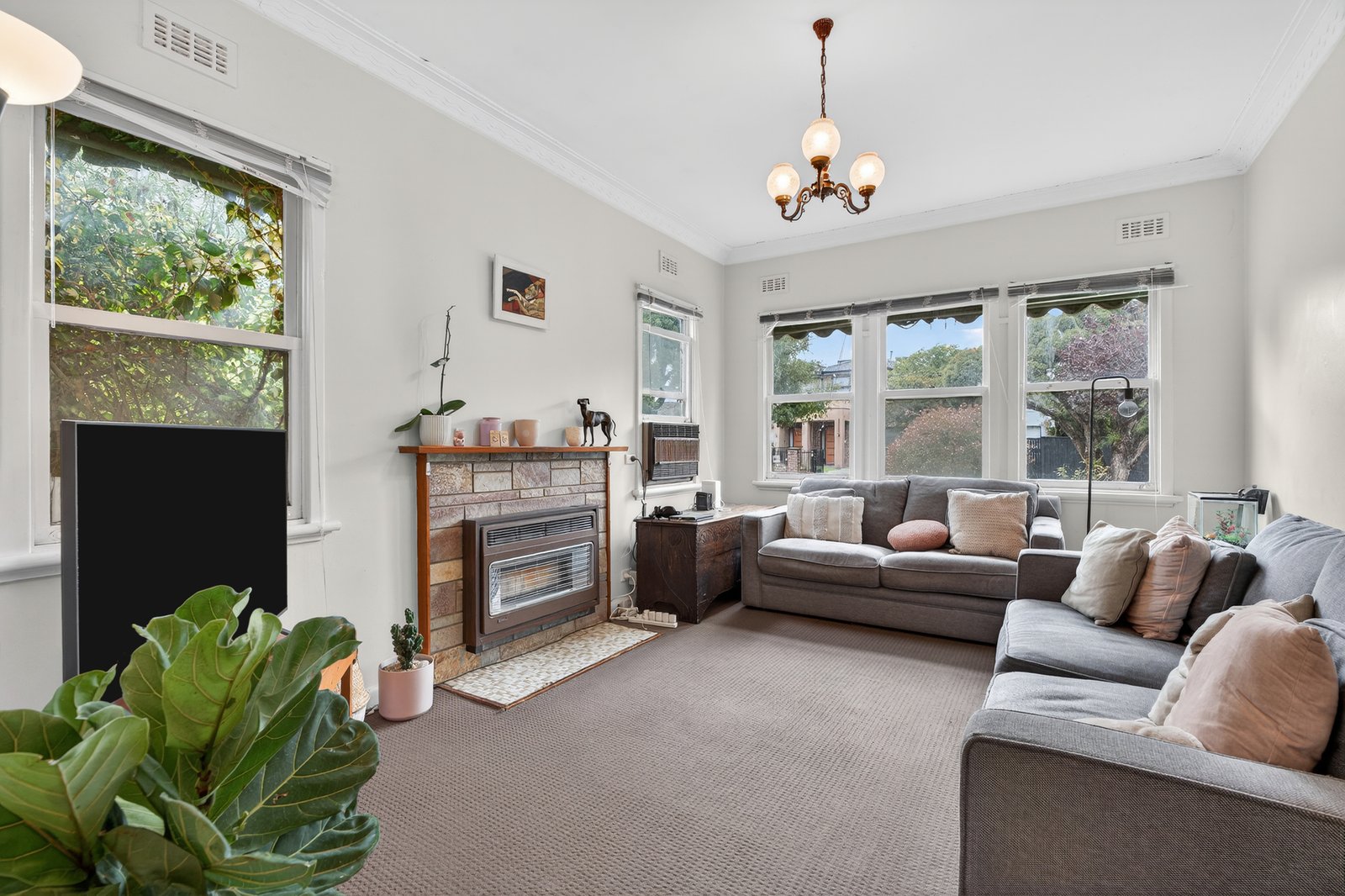 Gallery: 1 Hallow Street