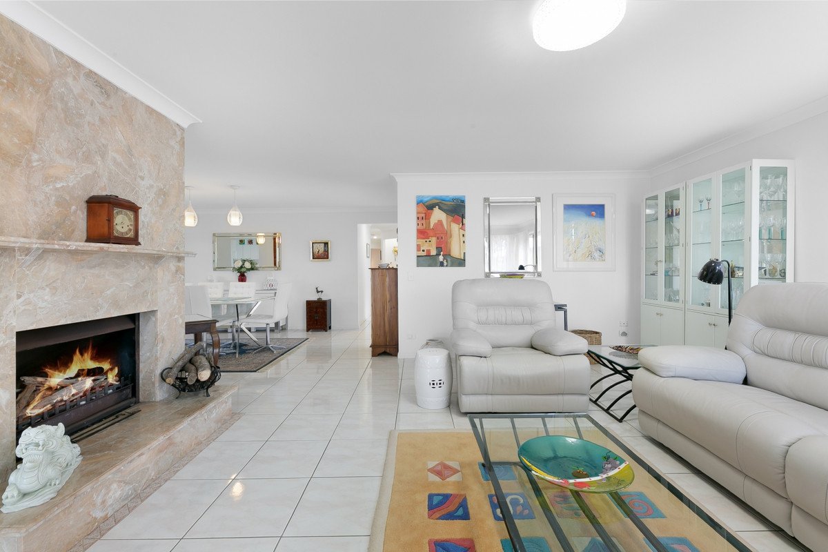 1 Harmes Place Tallebudgera 6