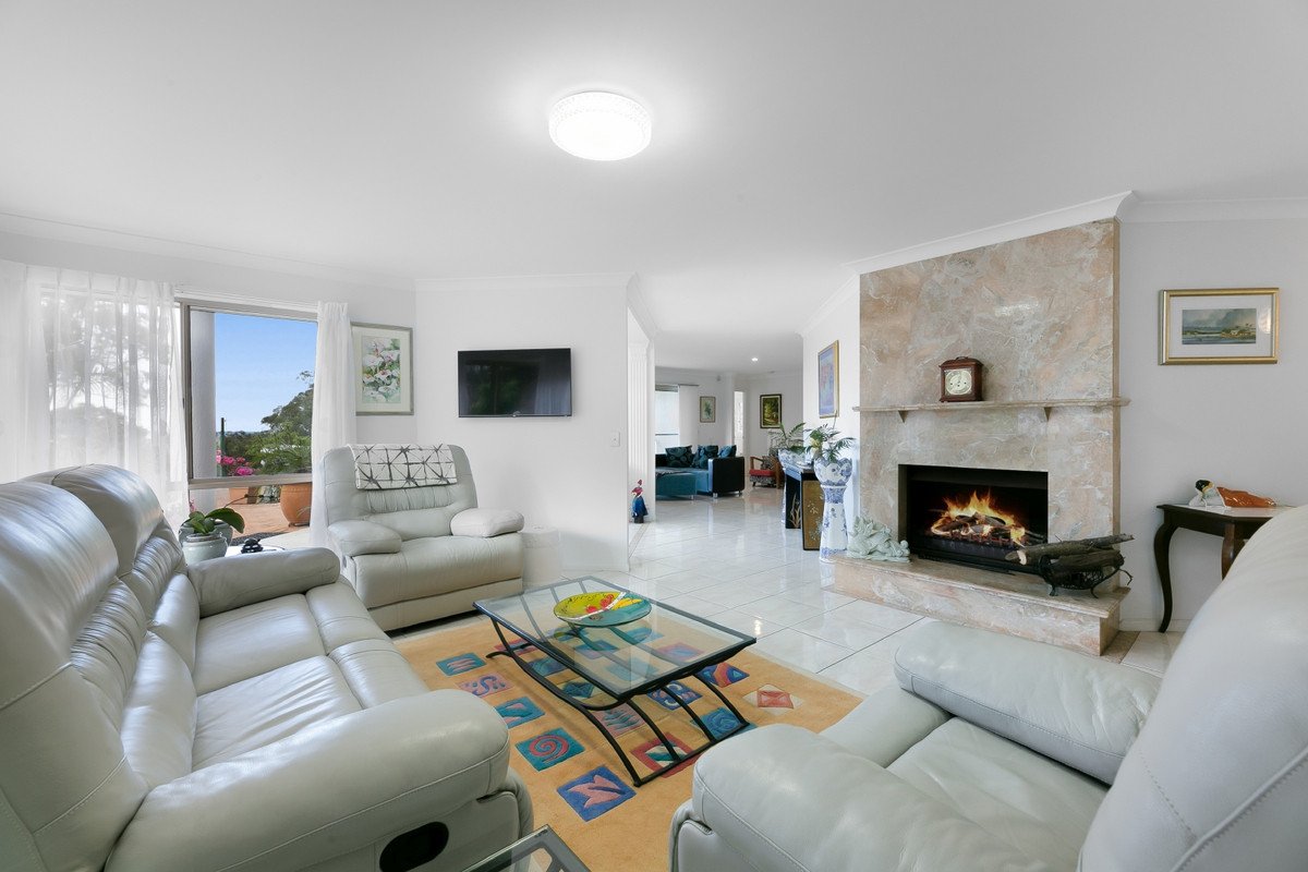 1 Harmes Place Tallebudgera 8