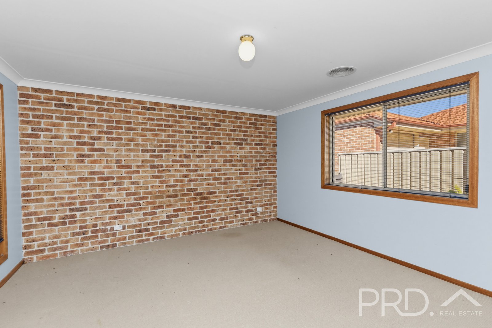 1 Harris Street TUMUT 6