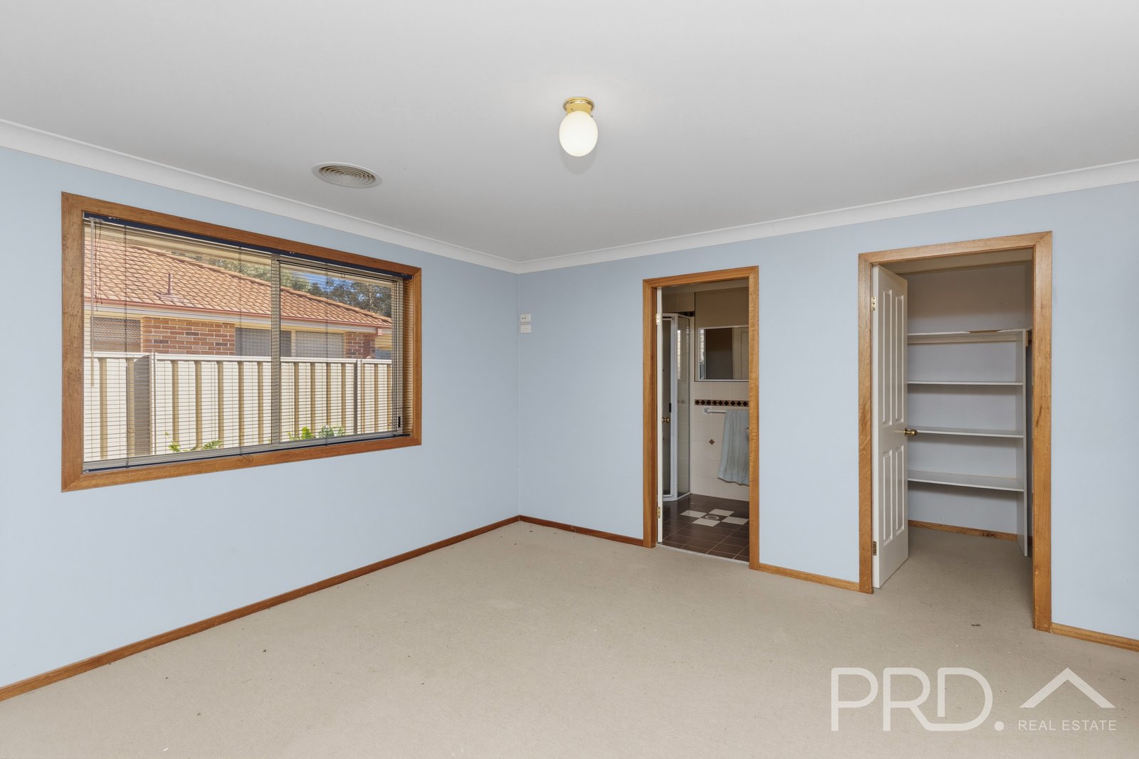 1 Harris Street TUMUT 7