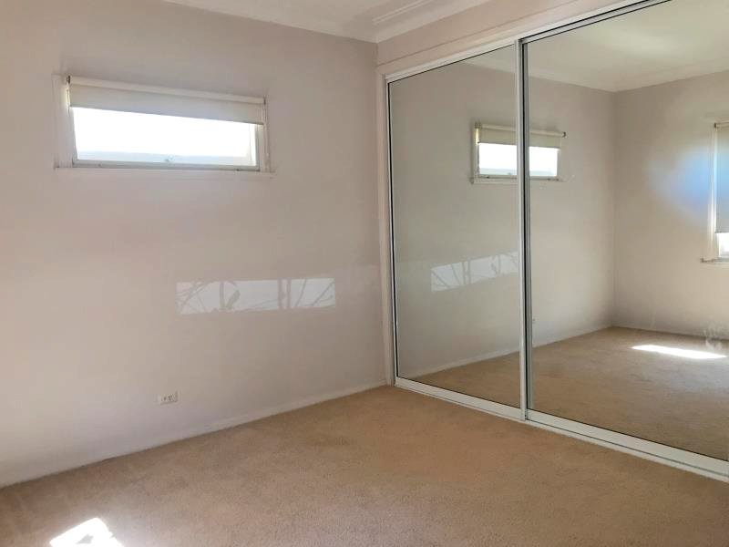 1 Hawthorne Avenue TAMWORTH 4