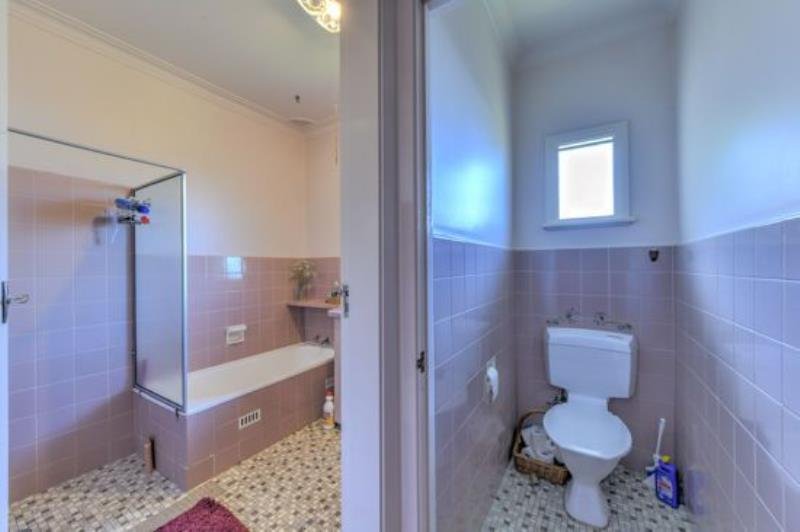 1 Hawthorne Avenue TAMWORTH 9