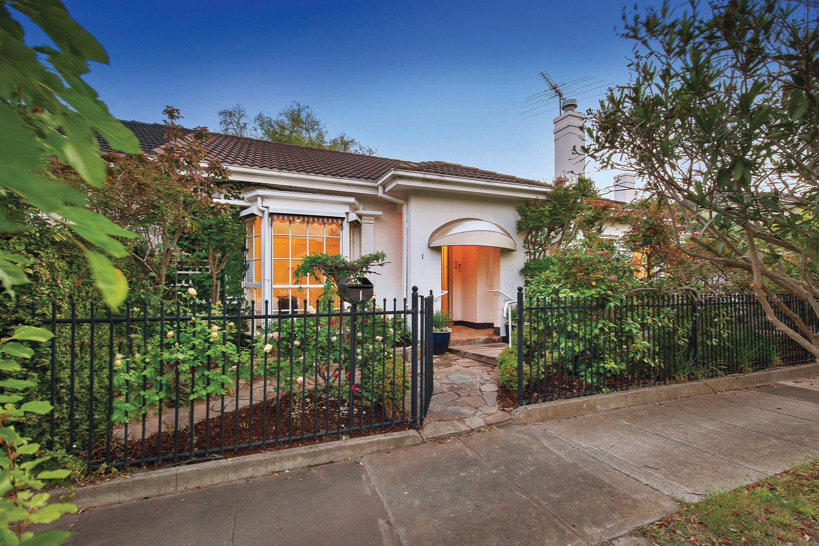 1 Hayball Court, Brighton, VIC