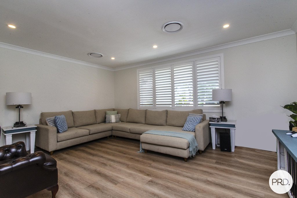 1 Hazel Cl  Cranebrook 4