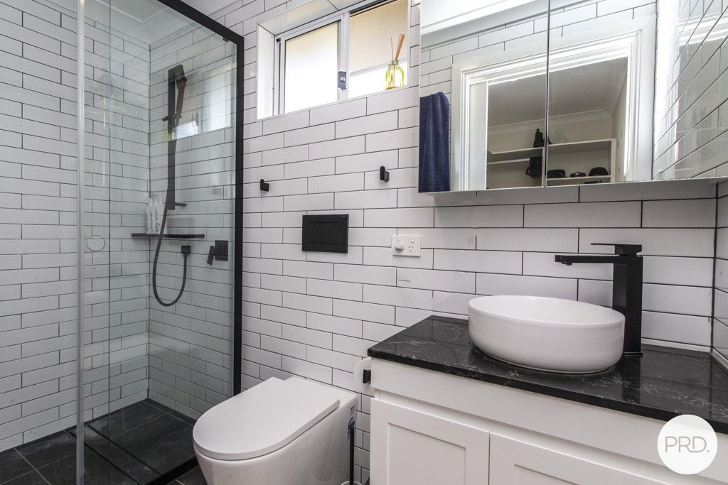 1 Hazel Cl  Cranebrook 8