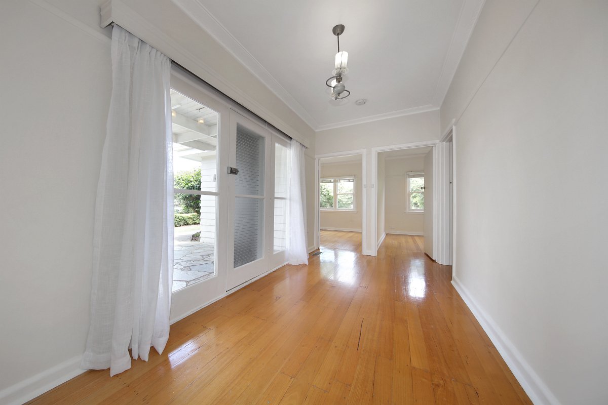 Gallery: 1 Henslow Court