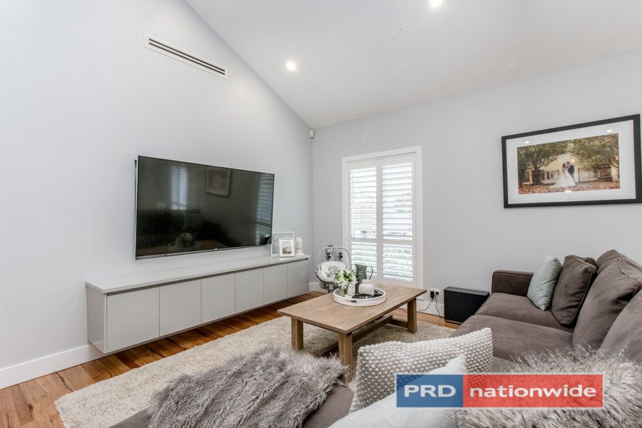 1 Hillcrest Road EMU HEIGHTS 9