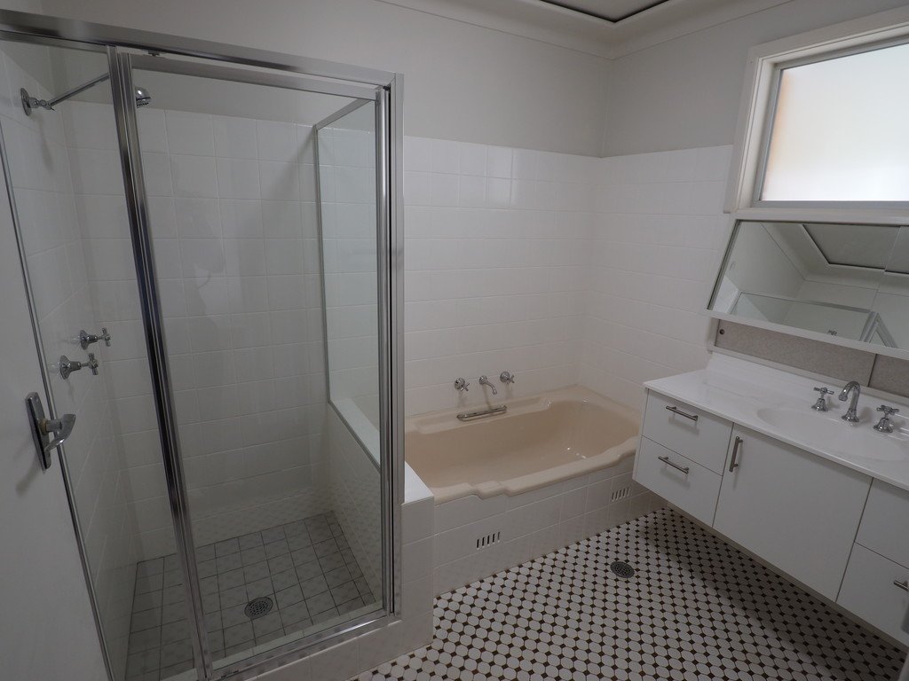 1 Hillview Crescent COFFS HARBOUR 11