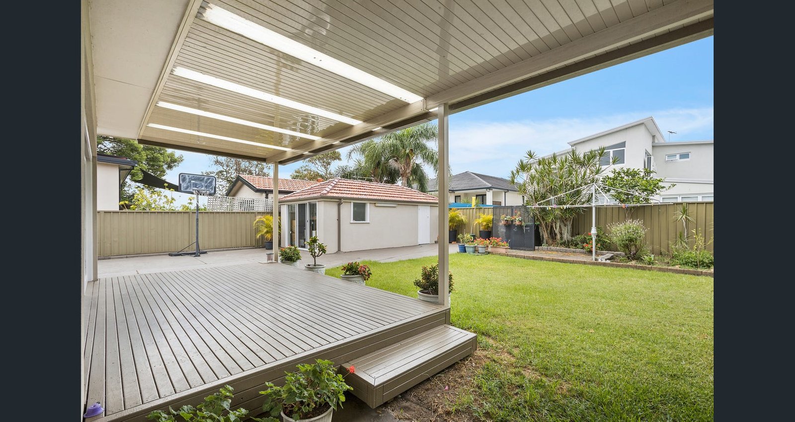 1 Hillview Street SANS SOUCI 6