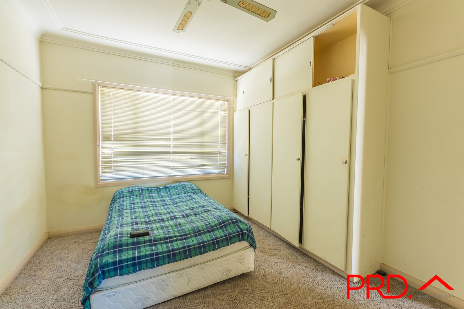 1 Hilton Street TAMWORTH 5