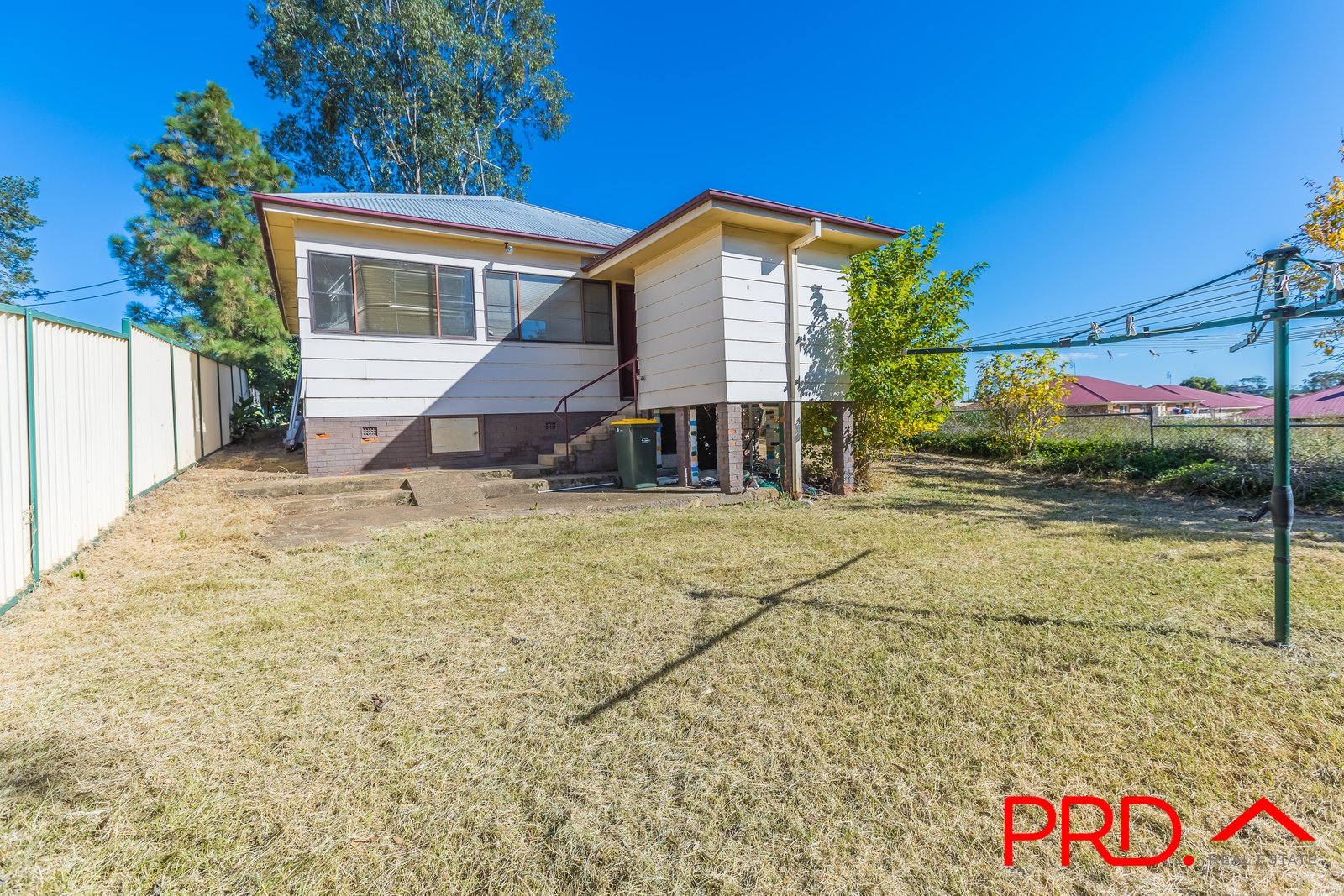 1 Hilton Street TAMWORTH 10
