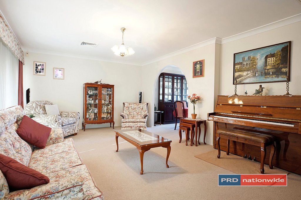 1 Holt Court PENRITH 4