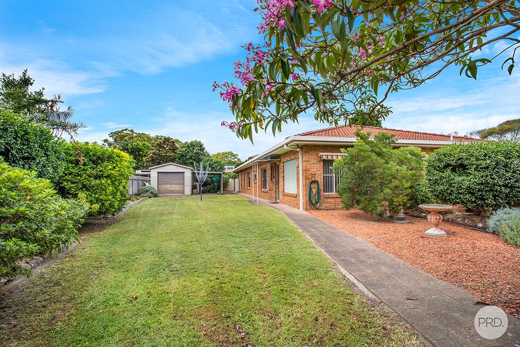 1 Homestead Street SALAMANDER BAY 24