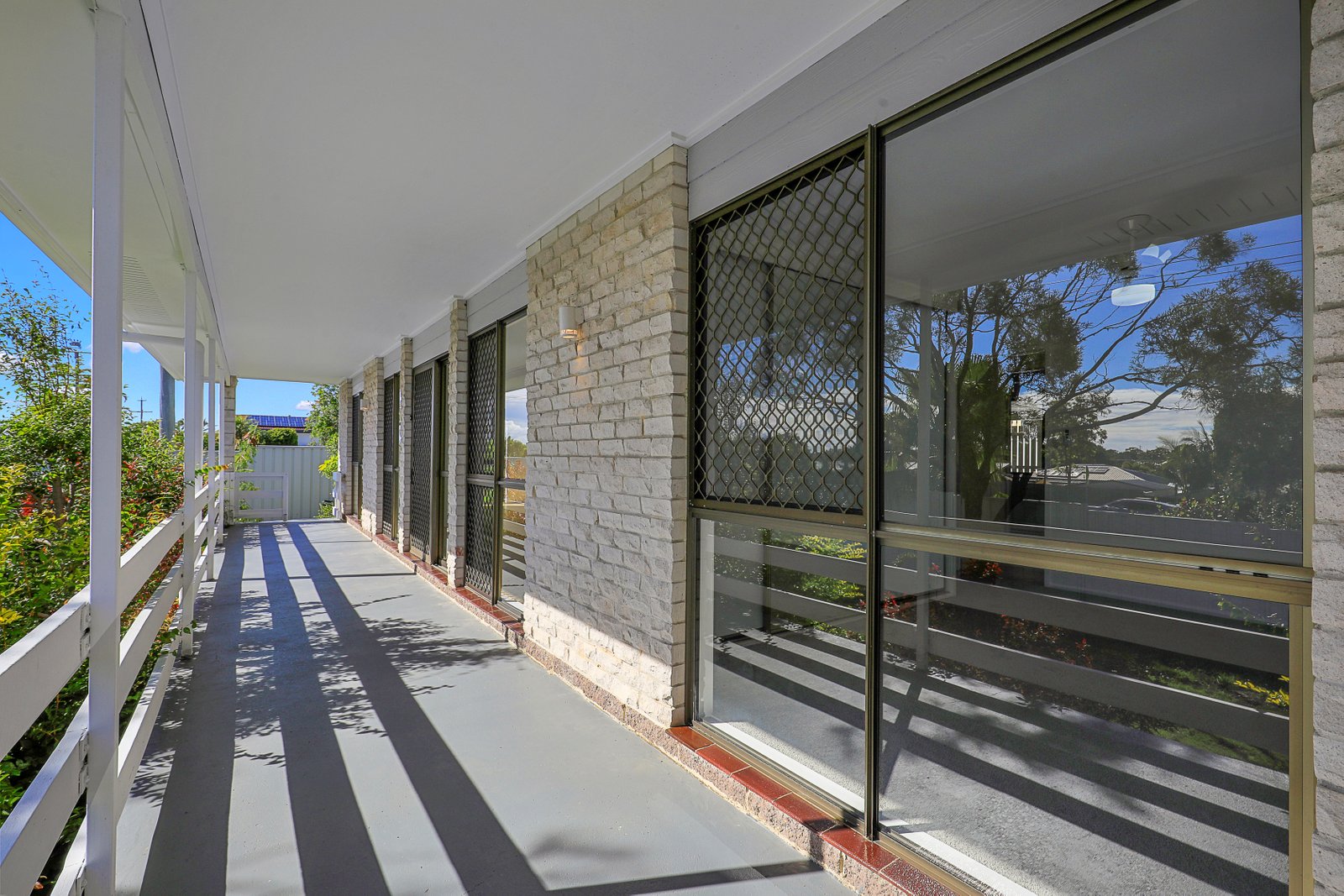 1 Howard Street URANGAN 7