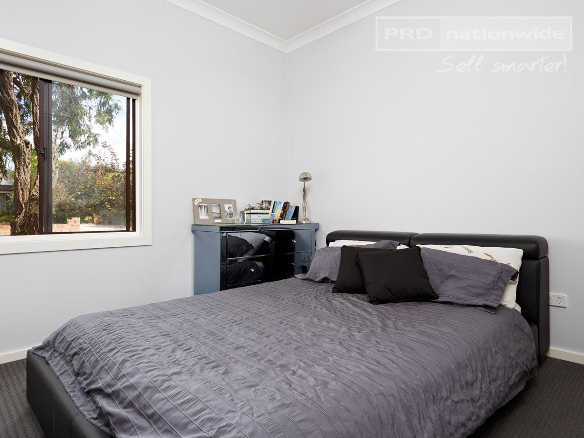 1 Hurst Street NORTH WAGGA WAGGA 7