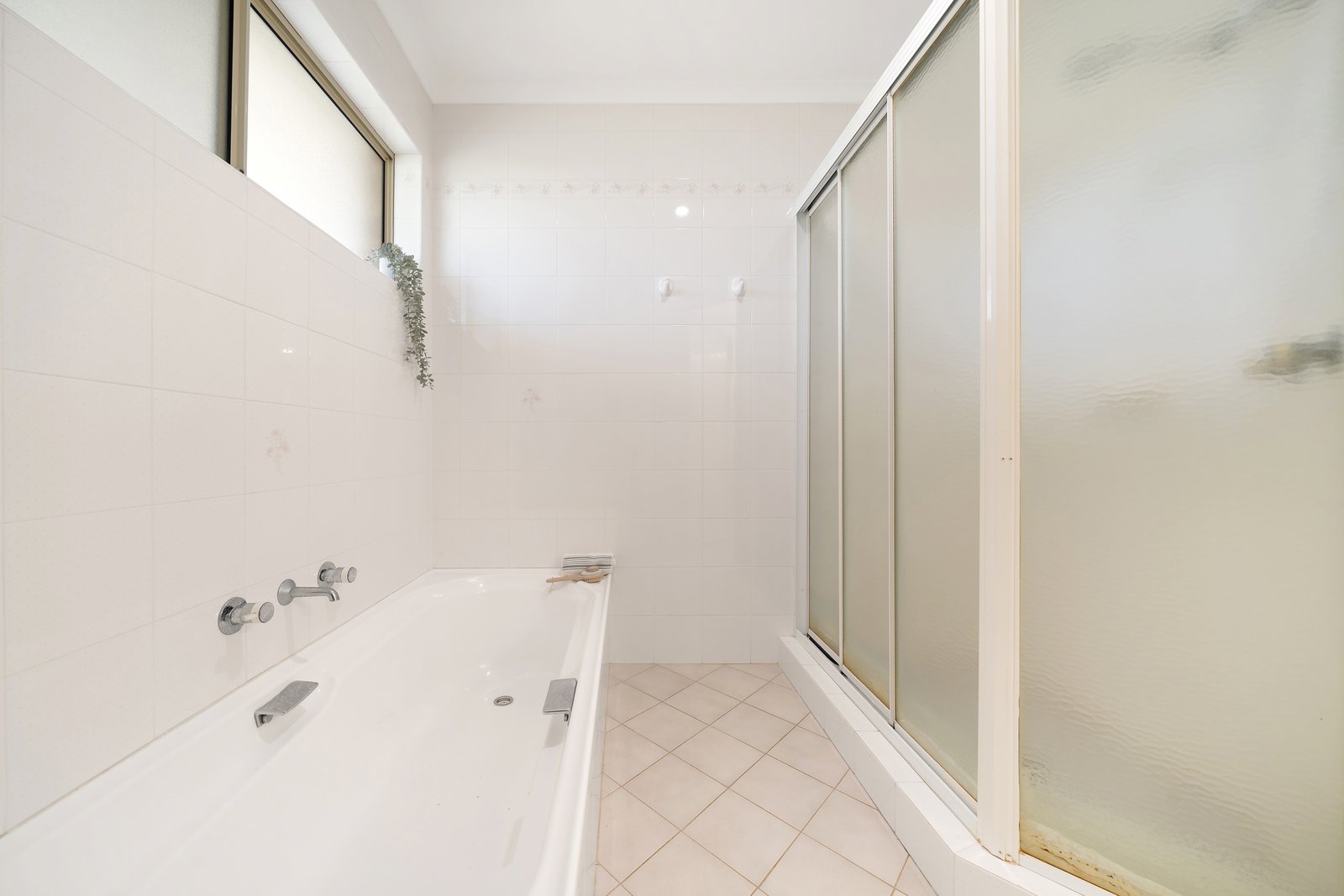 1 Idant Street CAMDEN HEAD 11