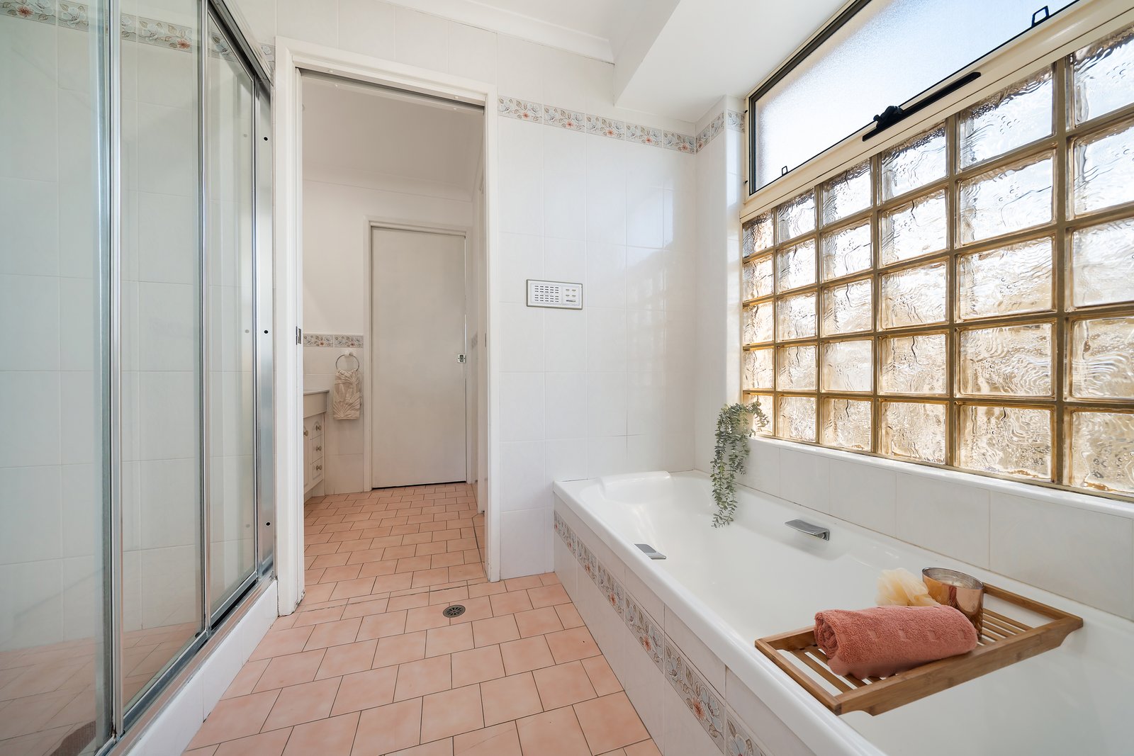 1 Idant Street CAMDEN HEAD 17