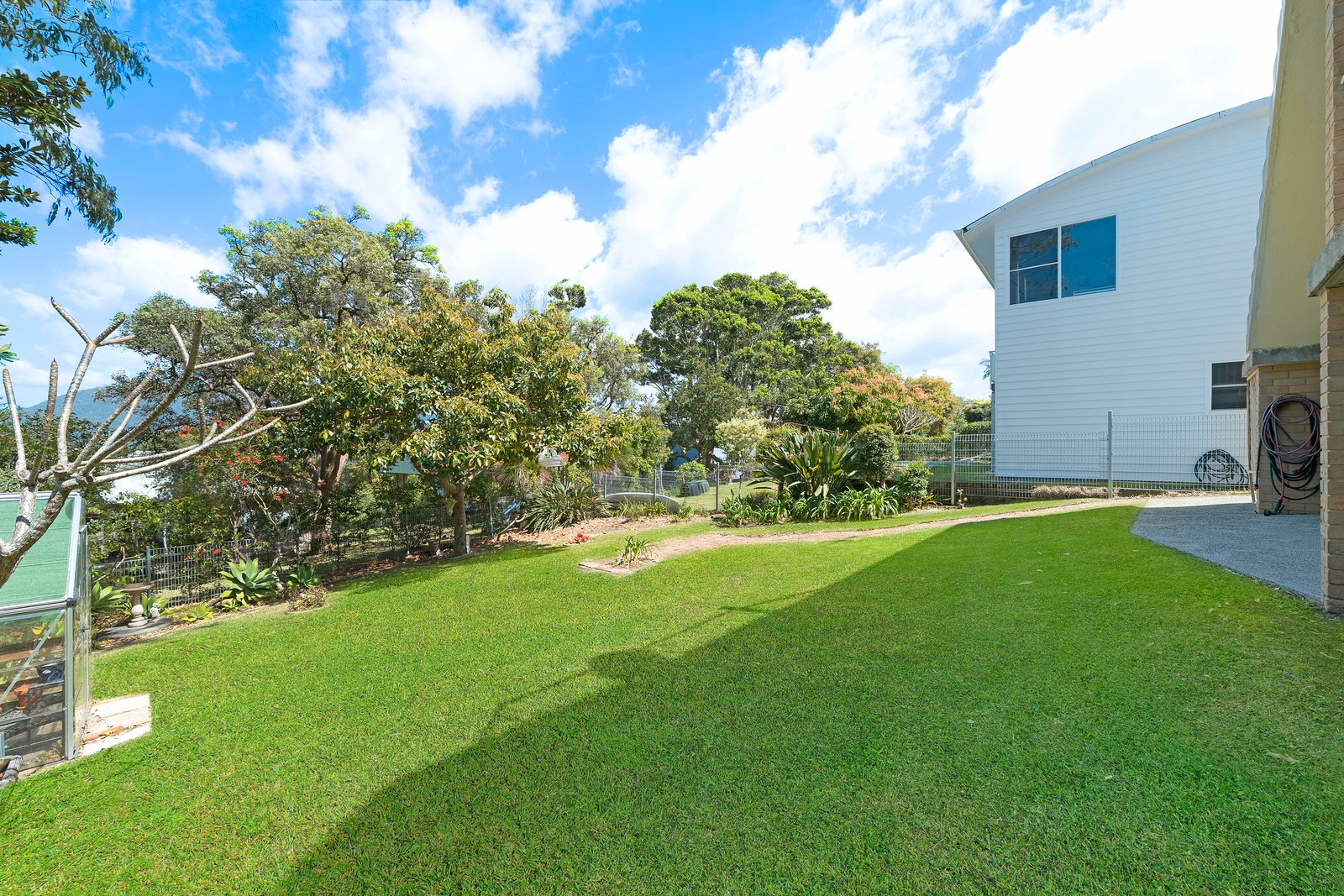 1 Idant Street CAMDEN HEAD 23