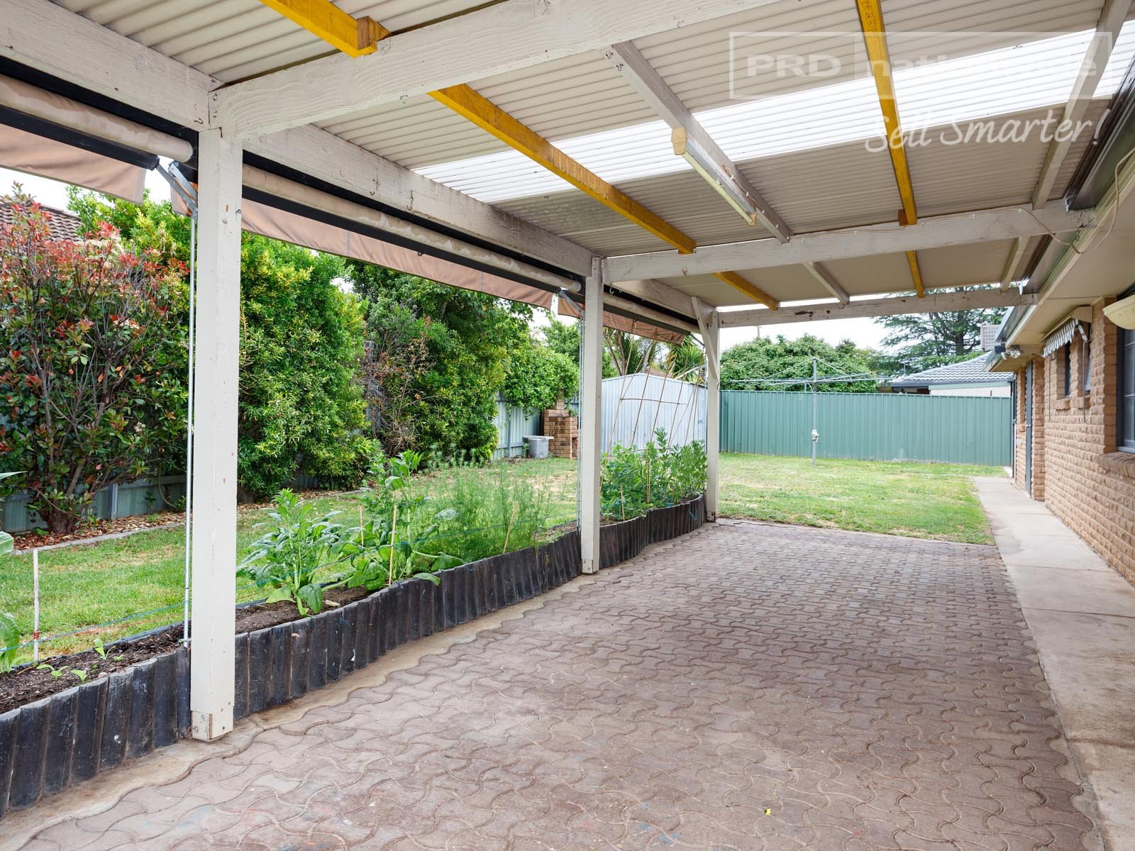 1 Ilex Street LAKE ALBERT 4