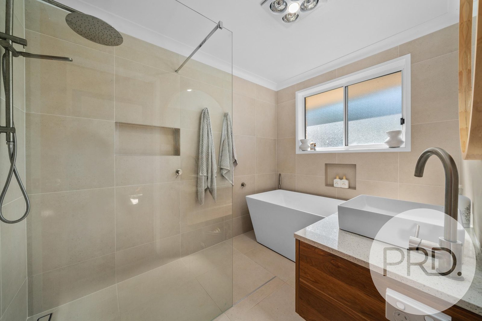 1 Illira Way BLACKMANS BAY 10