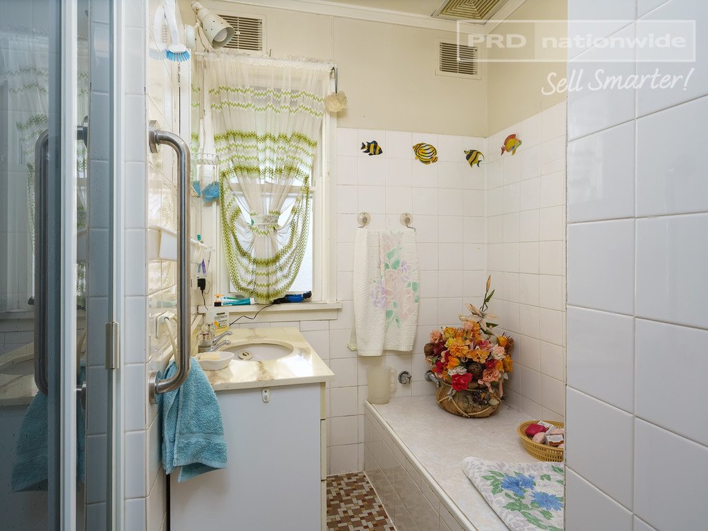 1 Immarna Place KOORINGAL 7