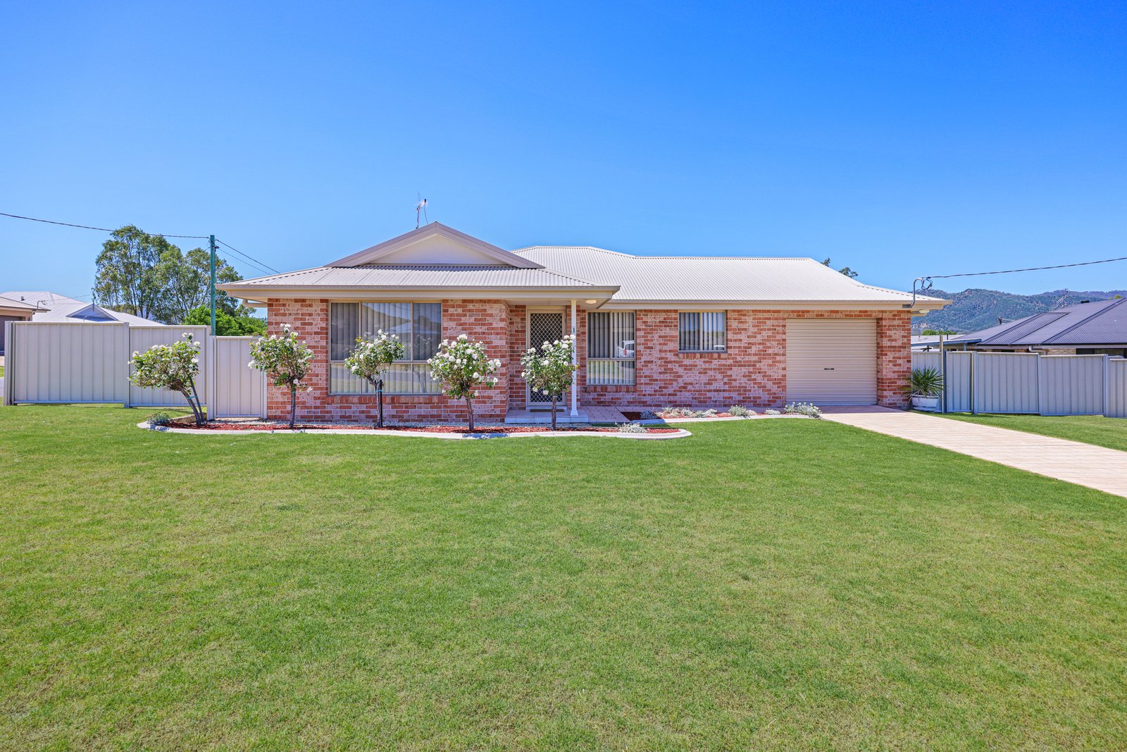 1 Iris Close KOOTINGAL 1