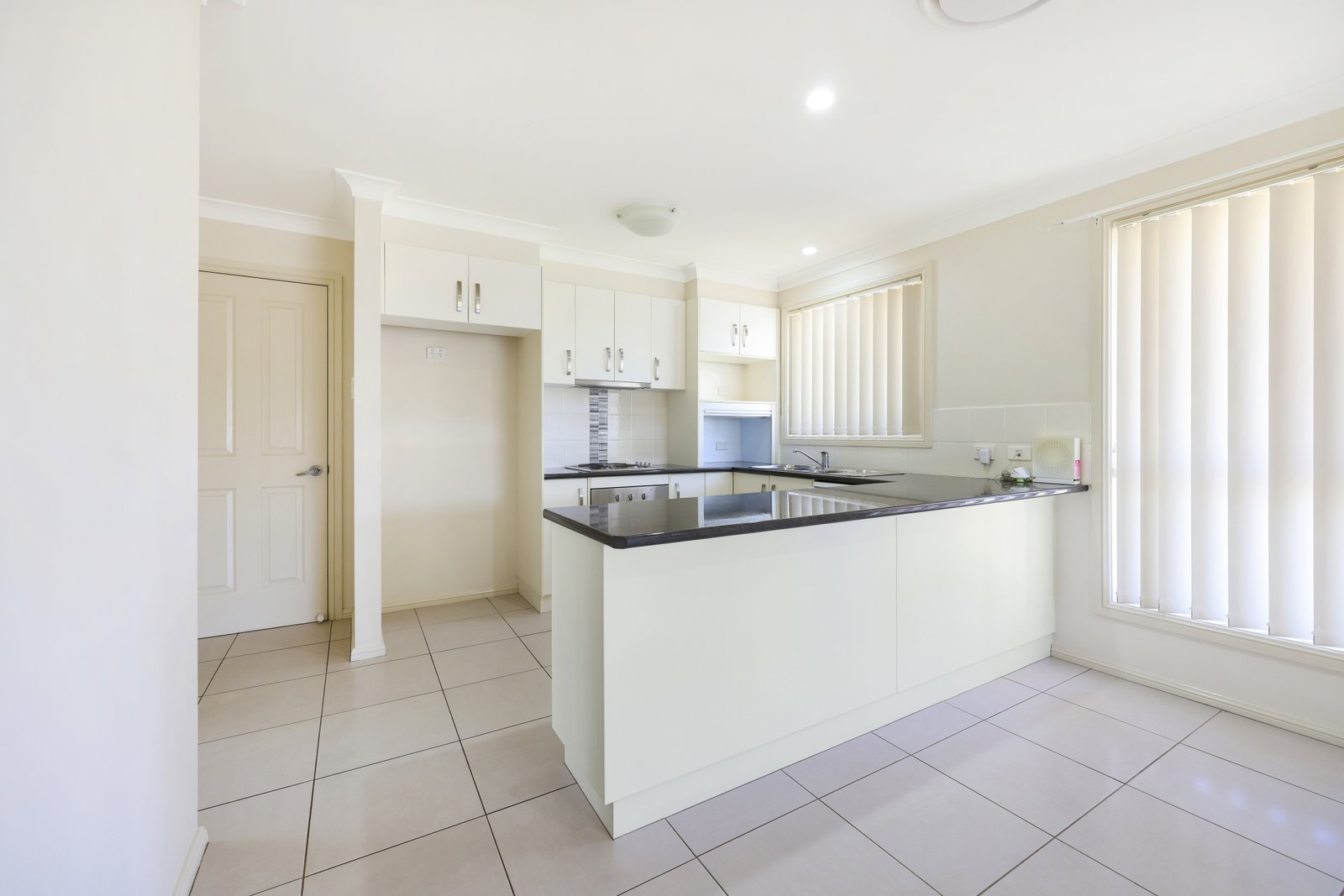 1 Iris Close KOOTINGAL 4