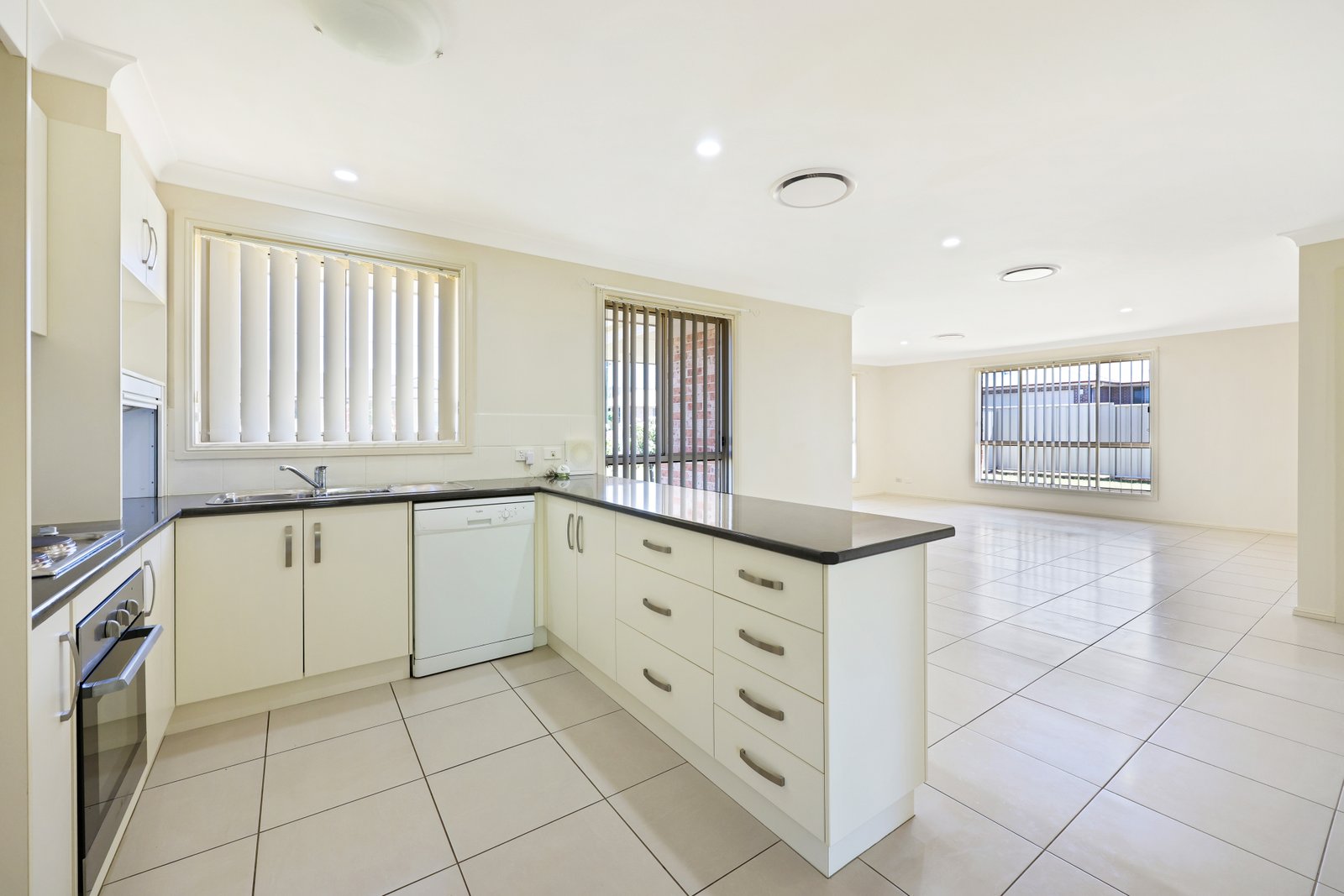 1 Iris Close KOOTINGAL 5