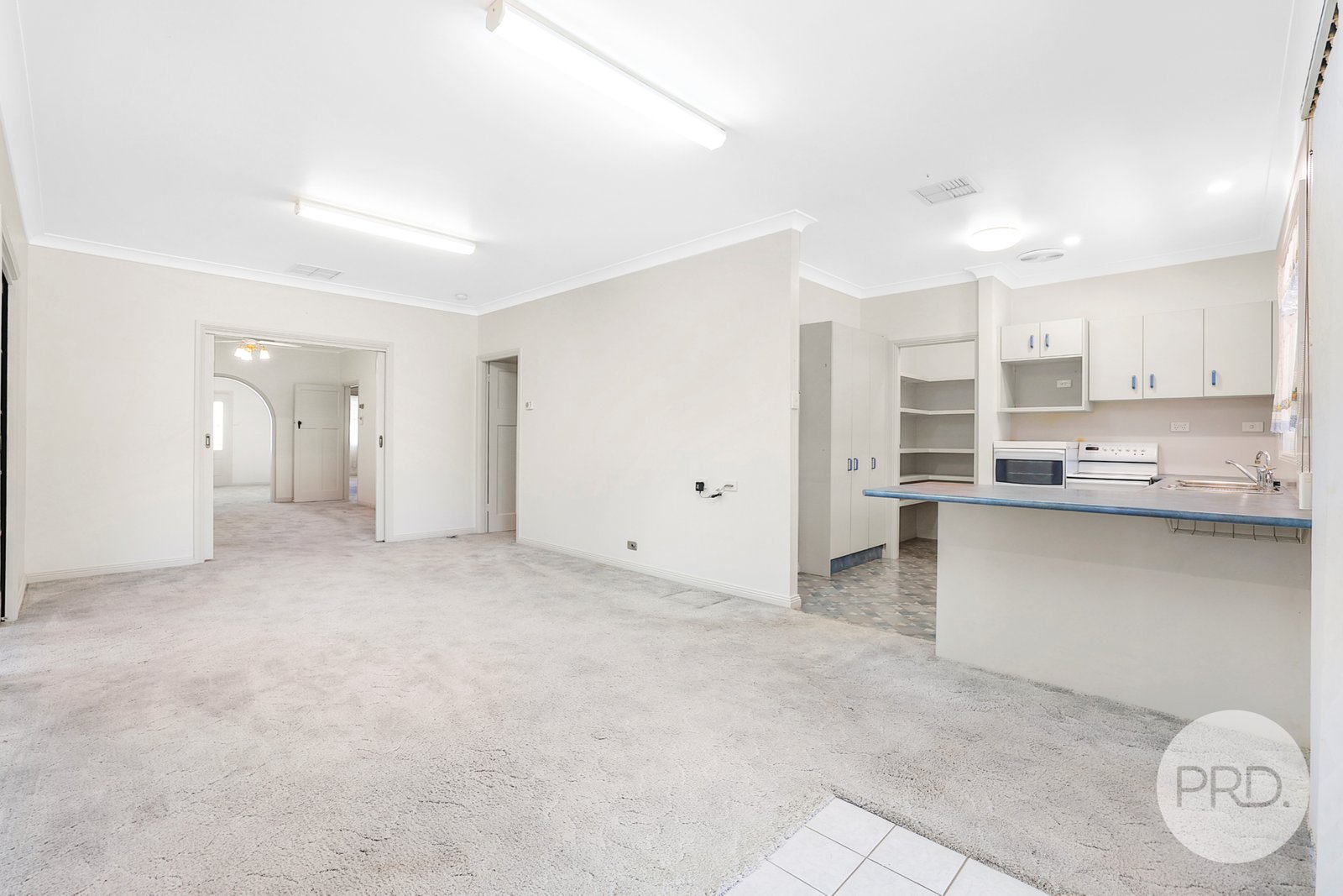 1 Irvine Street KOOTINGAL 6