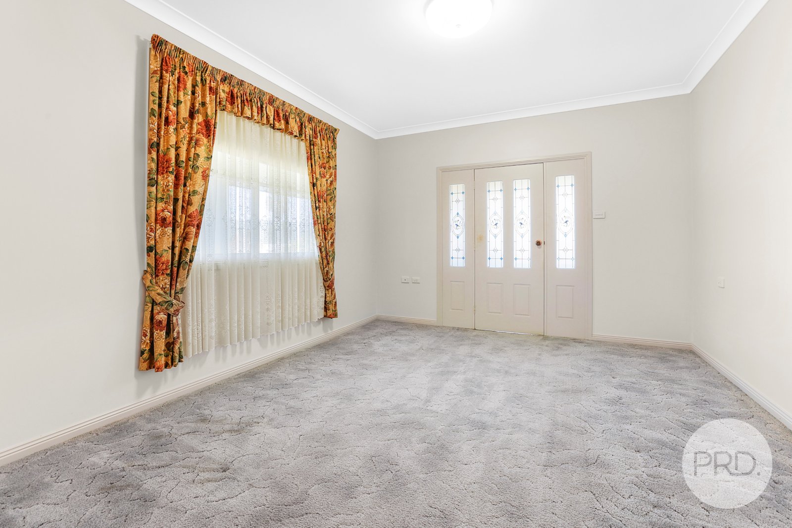 1 Irvine Street KOOTINGAL 5