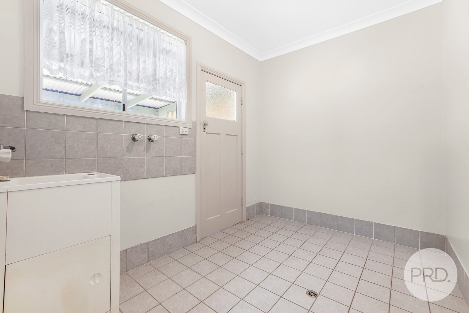 1 Irvine Street KOOTINGAL 10