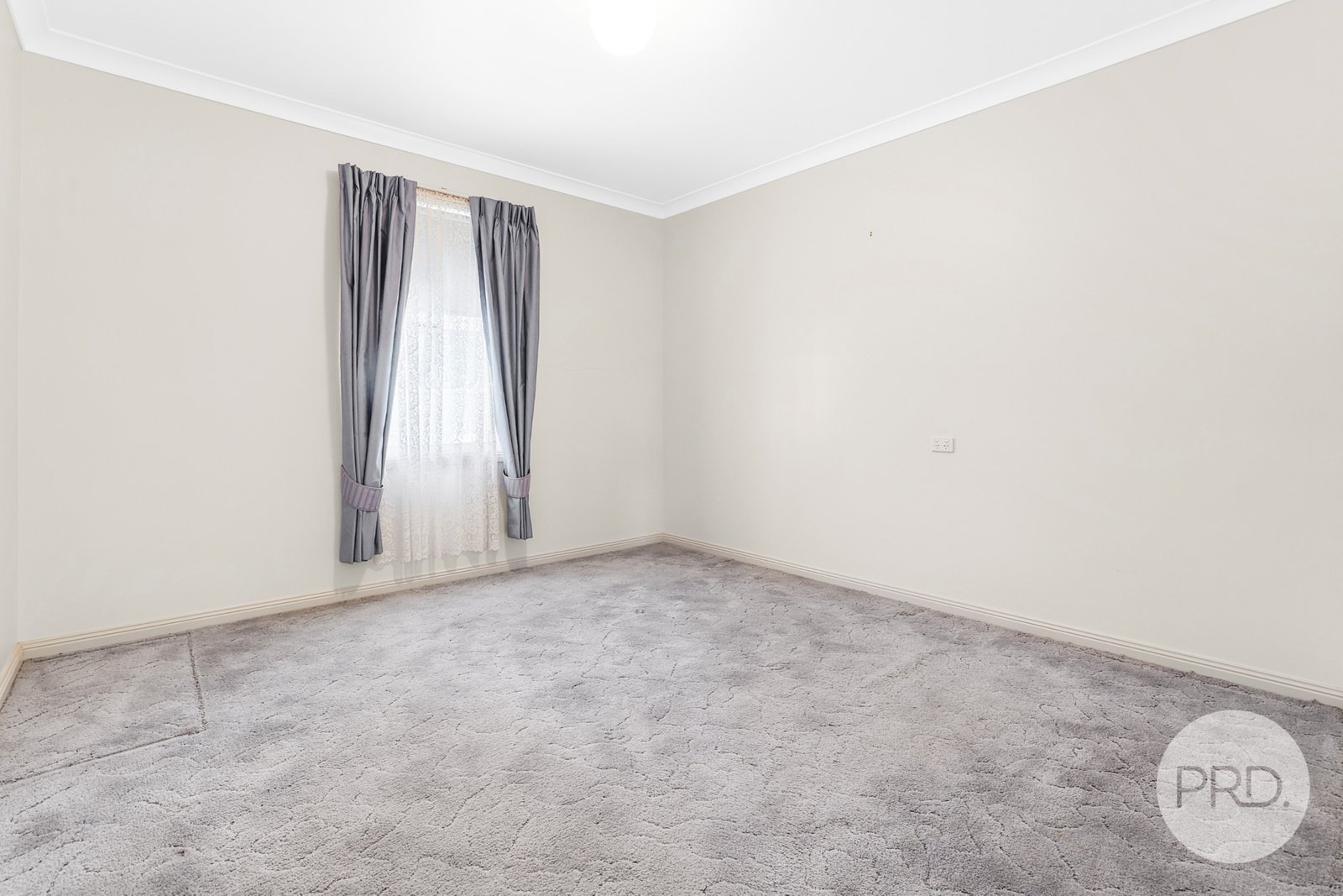 1 Irvine Street KOOTINGAL 12