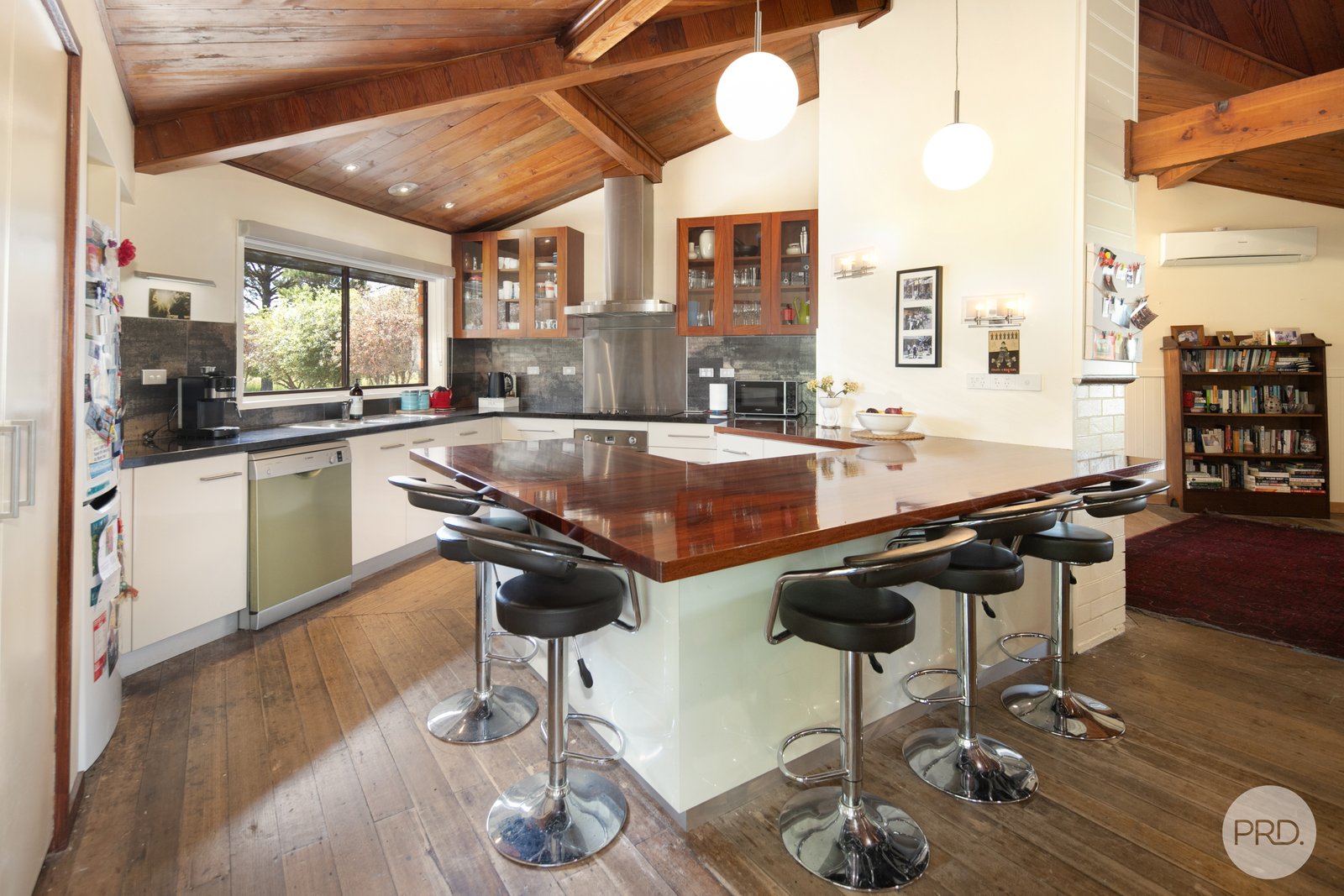 1 Island Street CLUNES 4