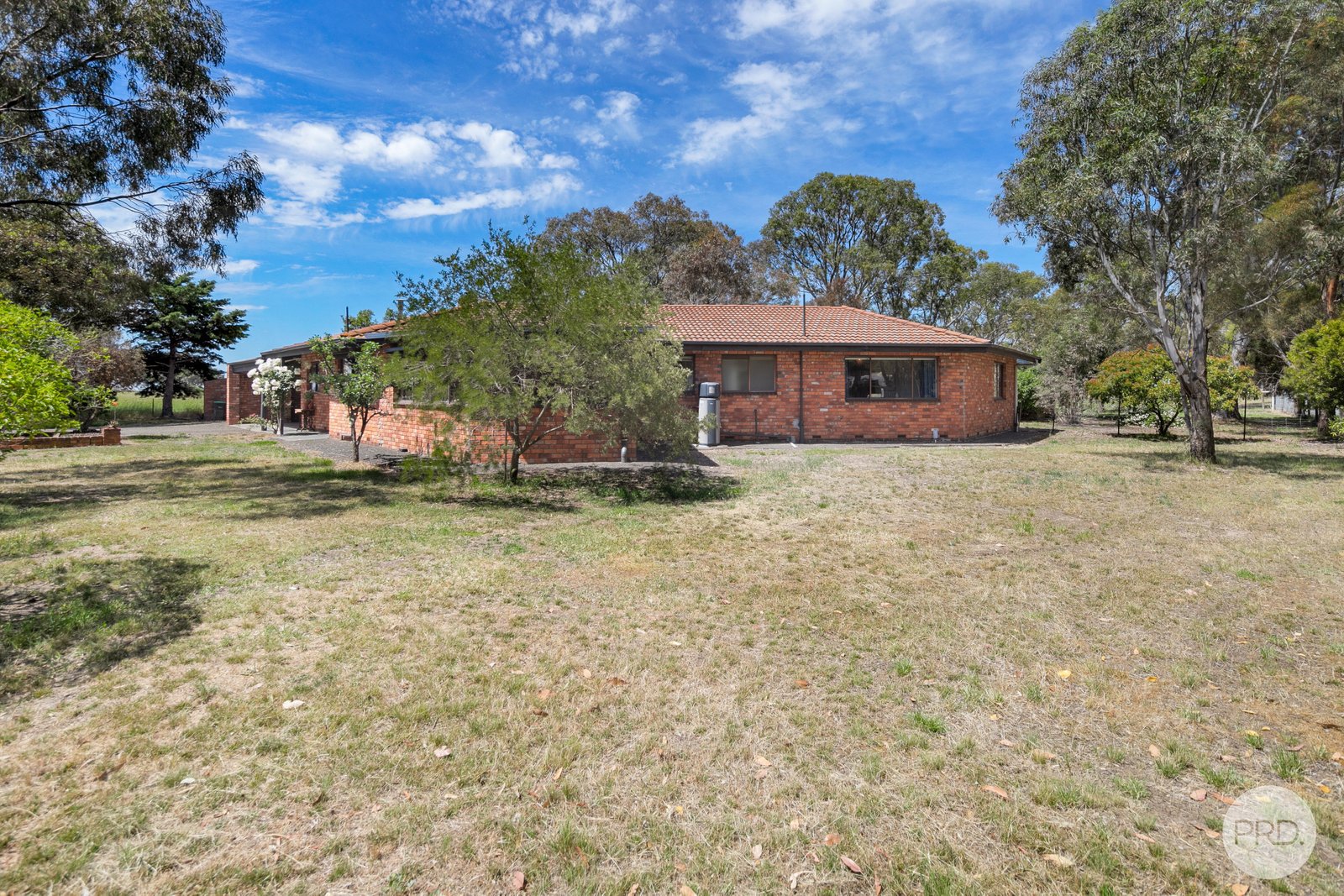 1 Island Street CLUNES 18